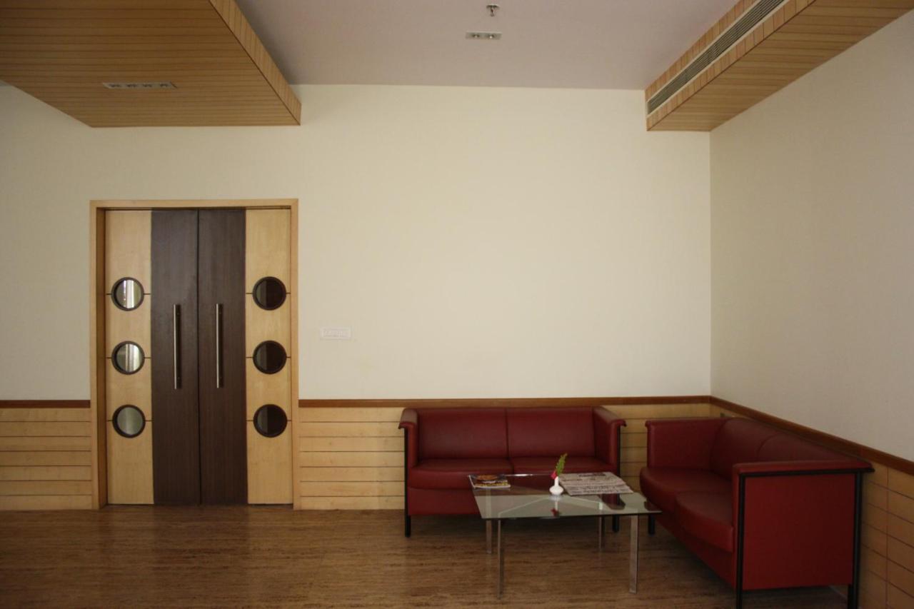 Royal Orchid Central Kireeti Hampi, Hospet Ngoại thất bức ảnh
