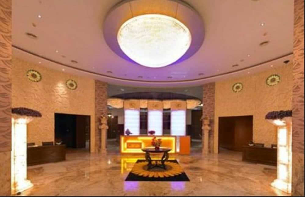 Royal Orchid Central Kireeti Hampi, Hospet Ngoại thất bức ảnh