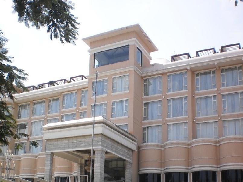 Royal Orchid Central Kireeti Hampi, Hospet Ngoại thất bức ảnh